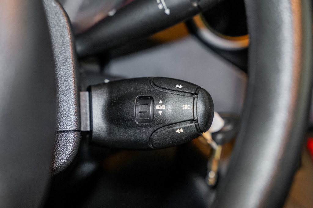 PEUGEOT PARTNER BlueHDI ISOTERMO + EQUIPO DE FRIO 100 de segunda mano