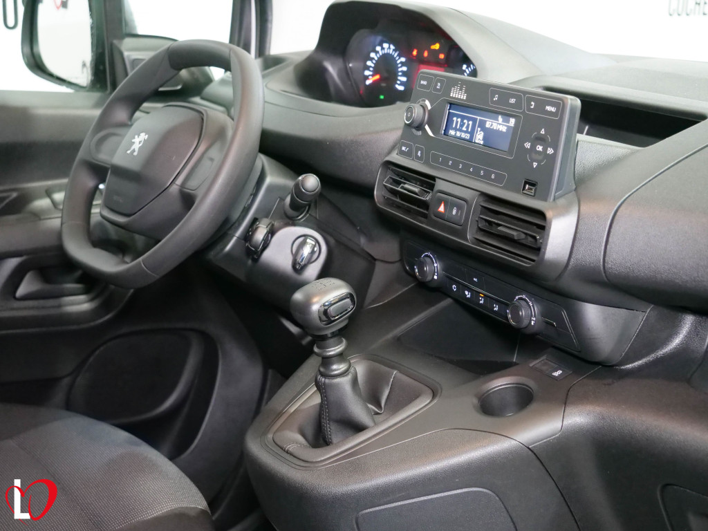 PEUGEOT PARTNER BlueHDI S&S FURGÓN ISOTERMO 6 VEL 100 de segunda mano