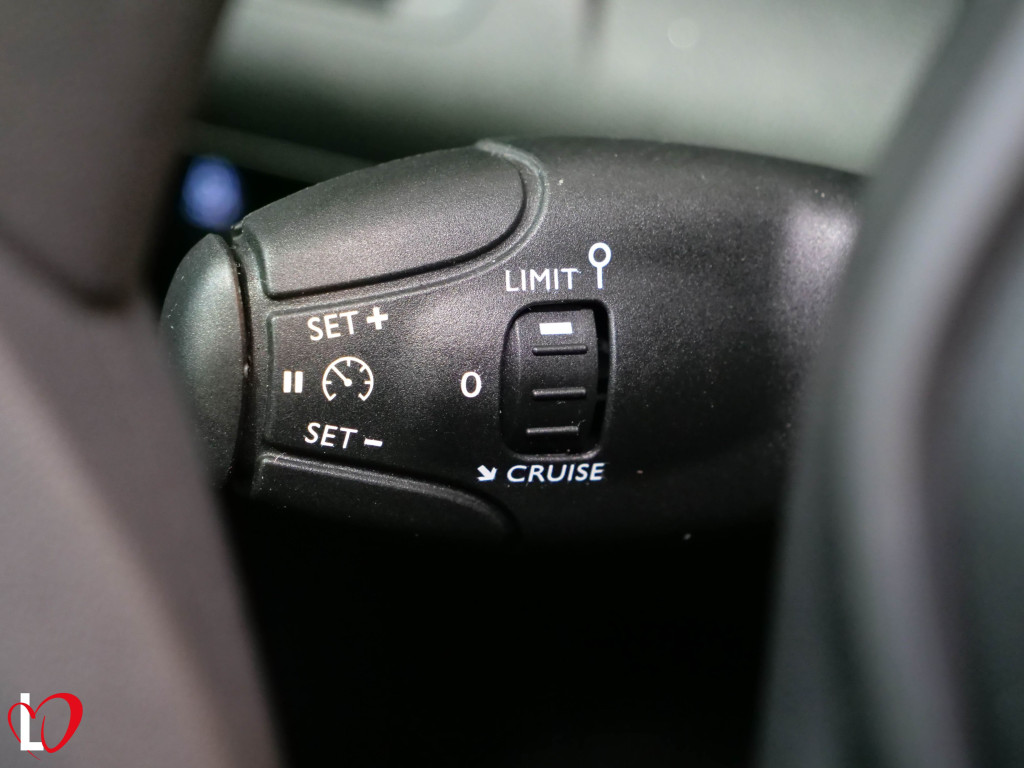 PEUGEOT PARTNER BlueHDI S&S FURGÓN ISOTERMO 6 VEL 100 de segunda mano