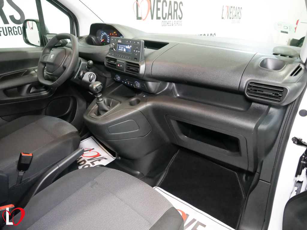 PEUGEOT PARTNER BlueHDI S&S FURGÓN ISOTERMO 6 VEL 100 de segunda mano