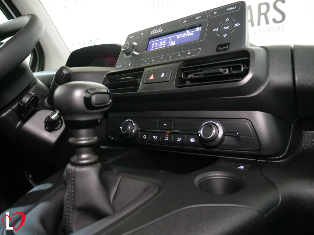 PEUGEOT PARTNER BlueHDI S&S FURGÓN ISOTERMO 6 VEL 100 de segunda mano