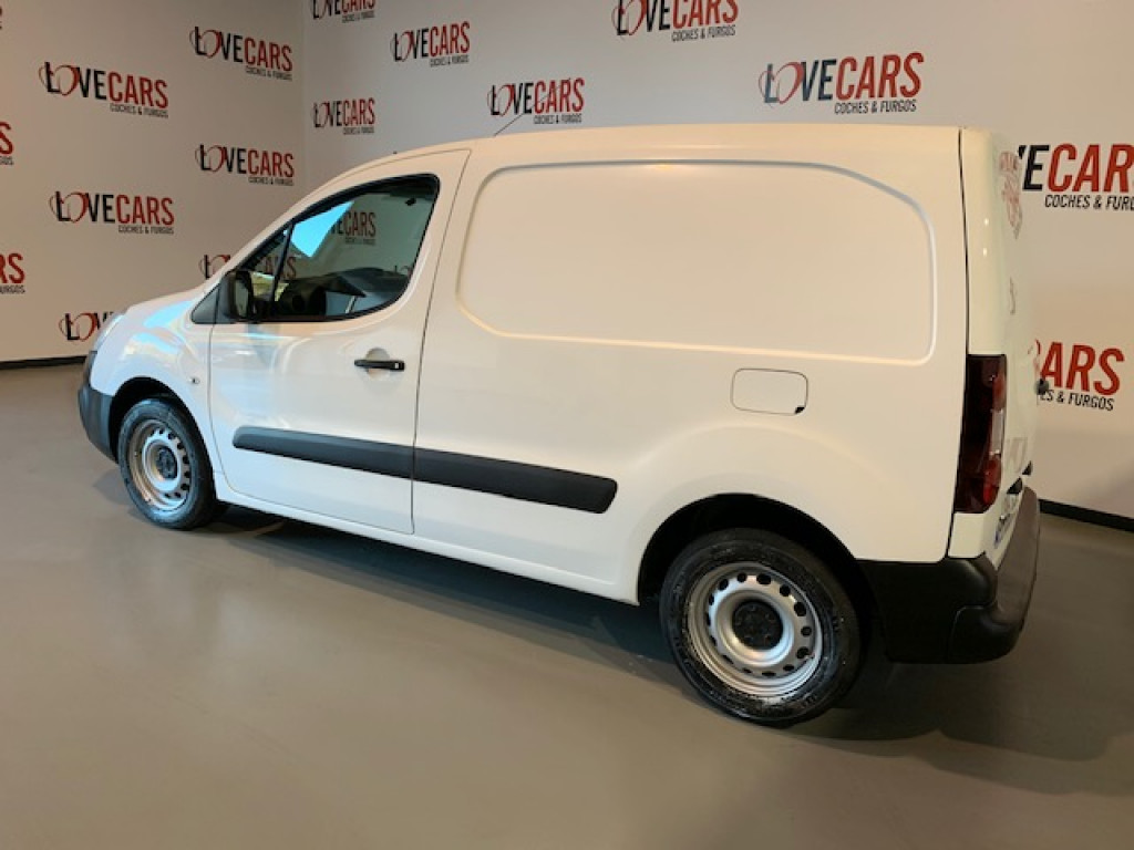 PEUGEOT PARTNER FURGÓN CERRADO 1.6 HDI CONFORT de segunda mano