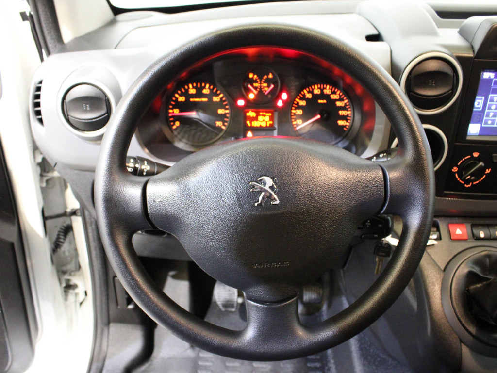 PEUGEOT PARTNER L2 1.6 BlueHDI FURGÓN CERRADO L2 100 de segunda mano