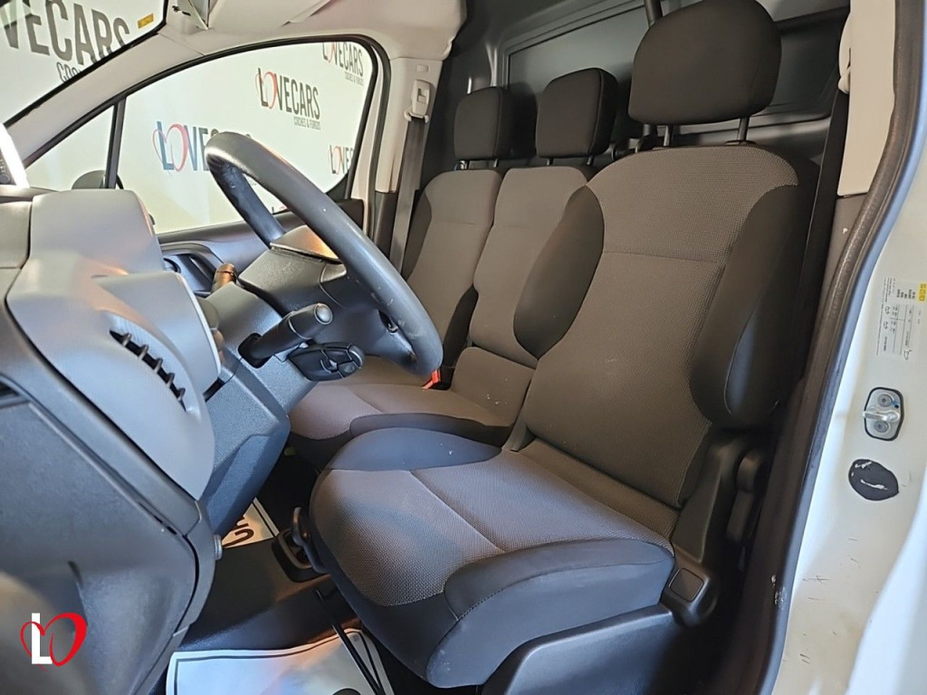 PEUGEOT PARTNER L2 BlueHDI 3 PLZ FURGÓN CERRADO L2 100 de segunda mano
