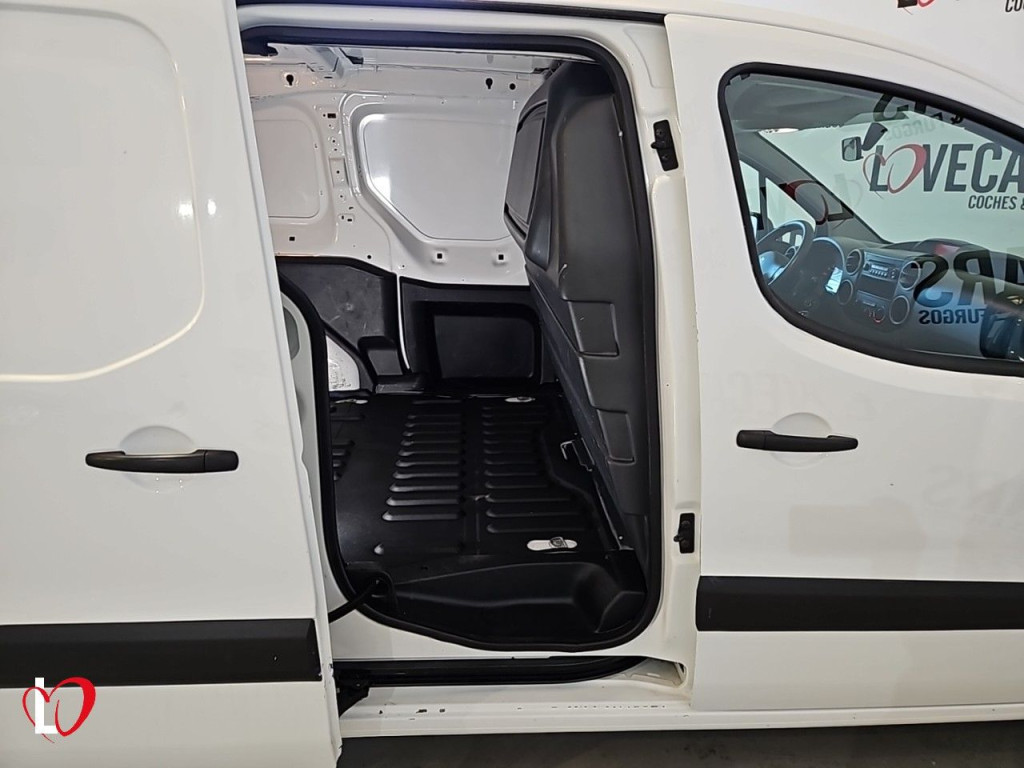 PEUGEOT PARTNER L2 BlueHDI 3 PLZ FURGÓN CERRADO L2 100 de segunda mano