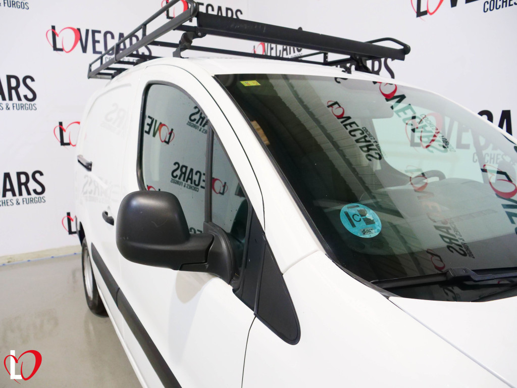 PEUGEOT PARTNER L2 BlueHDI 3 PLZ FURGÓN CERRADO L2 100 de segunda mano