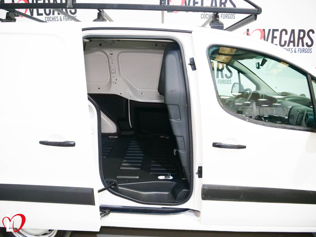 PEUGEOT PARTNER L2 BlueHDI 3 PLZ FURGÓN CERRADO L2 100 de segunda mano