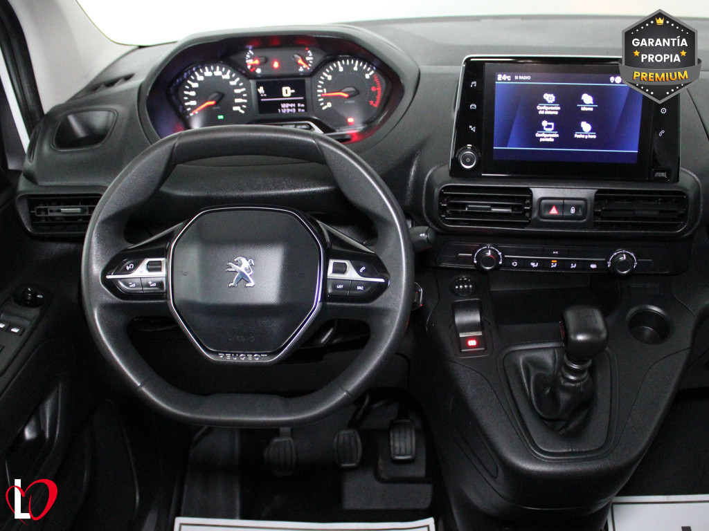 PEUGEOT PARTNER PREMIUM LONG 1000kg BlueHDi 130 6 Vel. 3 PLAZAS de segunda mano