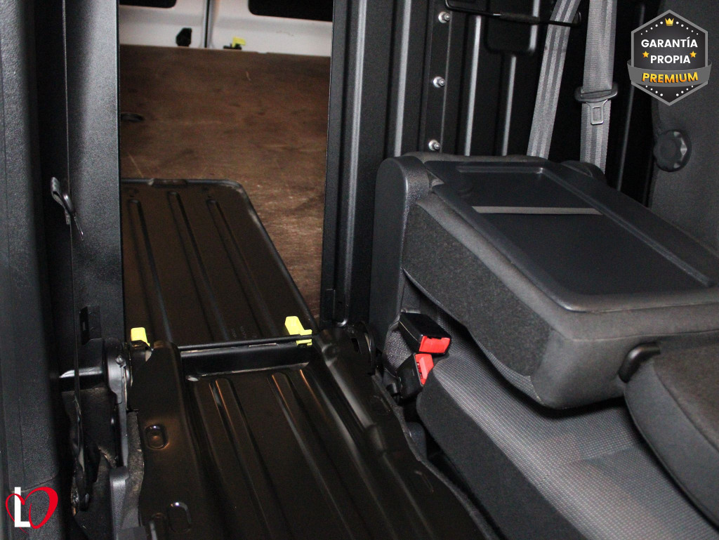 PEUGEOT PARTNER PREMIUM LONG 1000kg BlueHDi 130 6 Vel. 3 PLAZAS de segunda mano