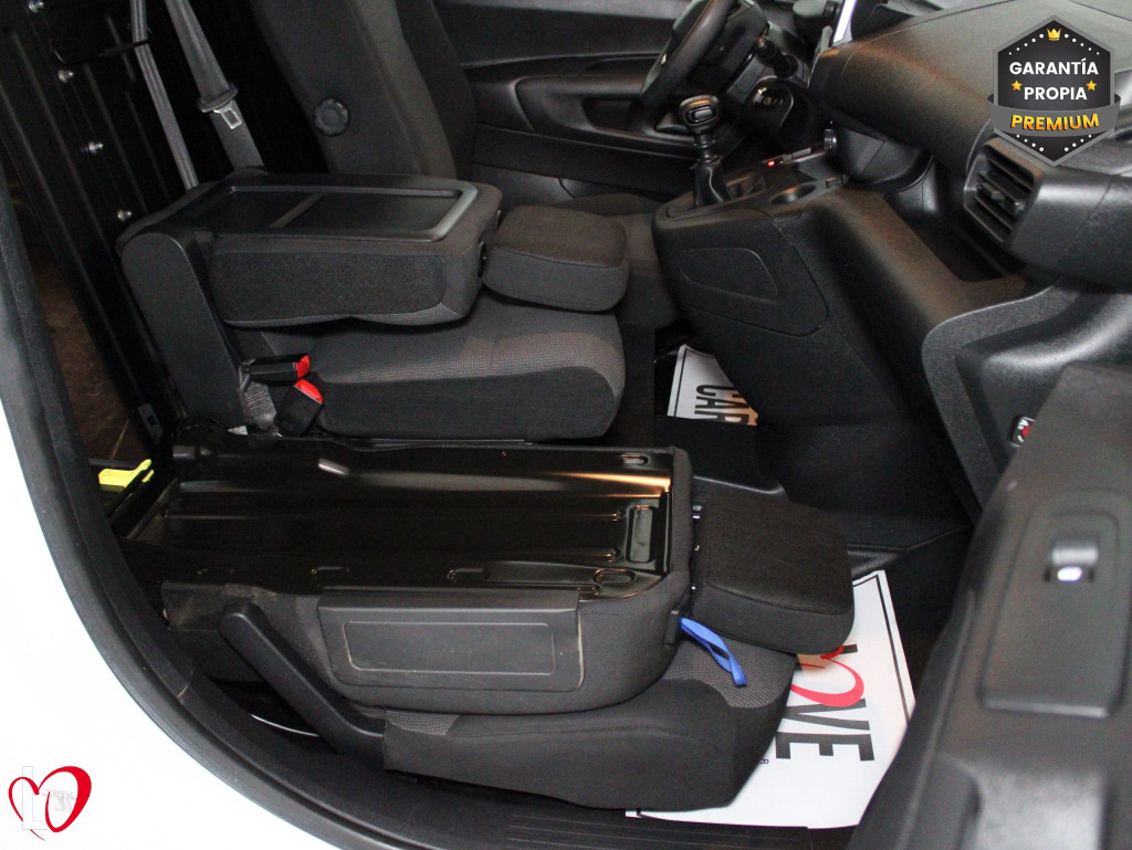 PEUGEOT PARTNER PREMIUM LONG 1000kg BlueHDi 130 6 Vel. 3 PLAZAS de segunda mano