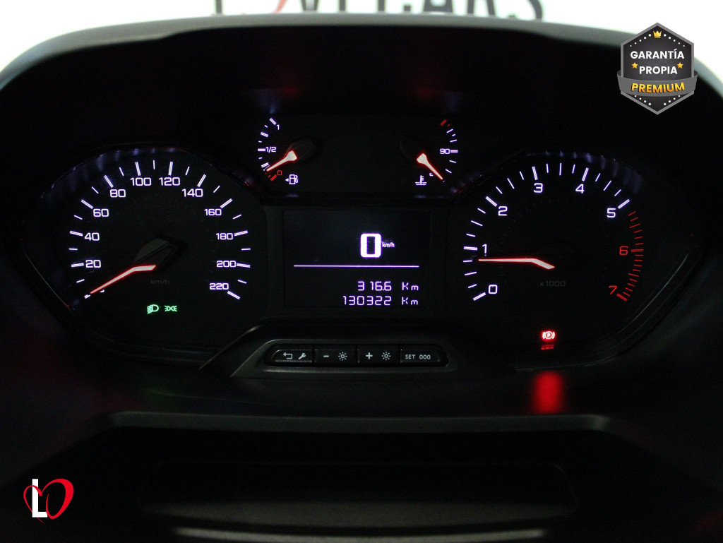 PEUGEOT PARTNER PREMIUM STANDARD 1000kg BlueHDi 100 S&S 5 Vel. 3 PLAZAS de segunda mano