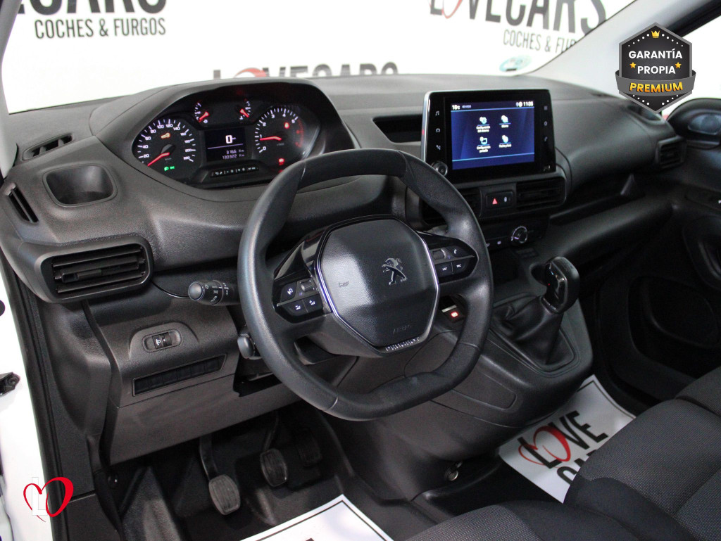 PEUGEOT PARTNER PREMIUM STANDARD 1000kg BlueHDi 100 S&S 5 Vel. 3 PLAZAS de segunda mano