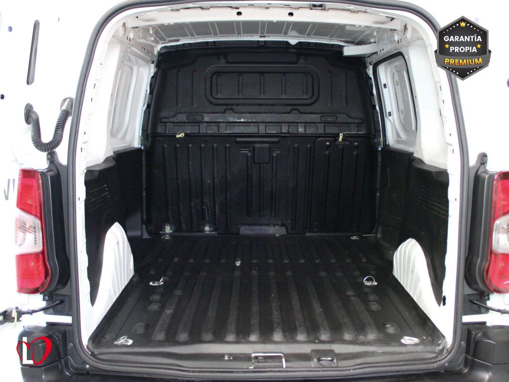 PEUGEOT PARTNER PREMIUM STANDARD 1000kg BlueHDi 100 S&S 5 Vel. 3 PLAZAS de segunda mano
