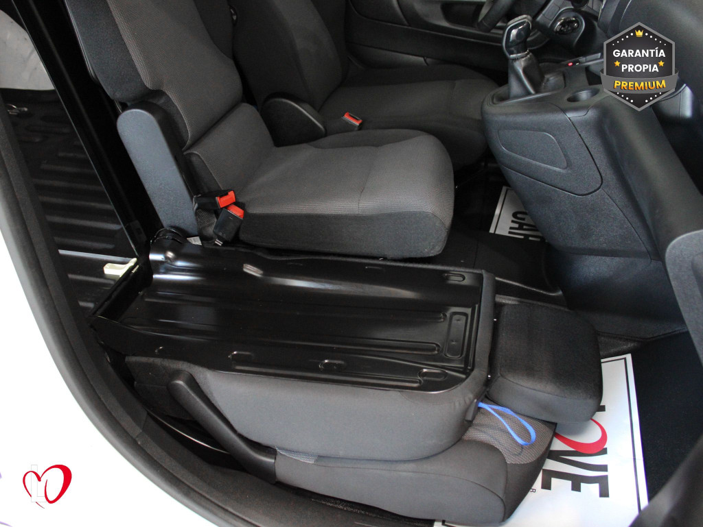 PEUGEOT PARTNER PREMIUM STANDARD 1000kg BlueHDi 100 S&S 5 Vel. 3 PLAZAS de segunda mano