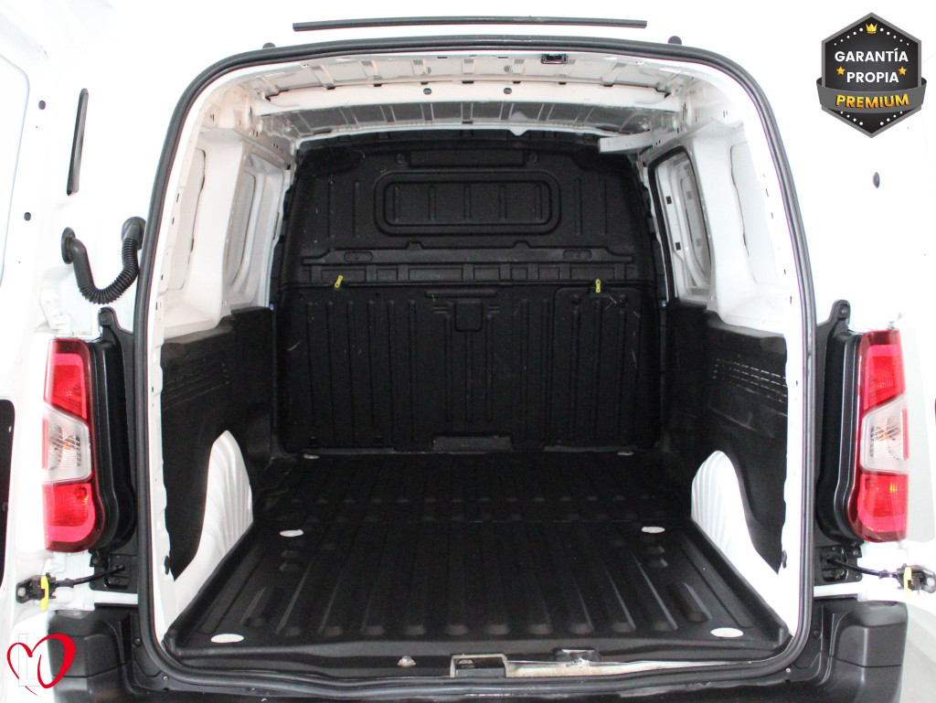 PEUGEOT PARTNER PRO LONG 1000kg BlueHDi 100 S&S 5 Vel 3 PLAZAS de segunda mano