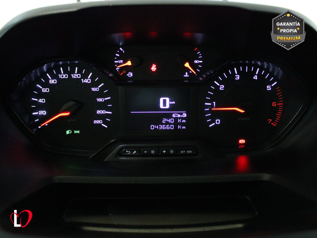PEUGEOT PARTNER PRO LONG 1000kg BlueHDi 100 S&S 5 Vel. 3 PLAZAS de segunda mano