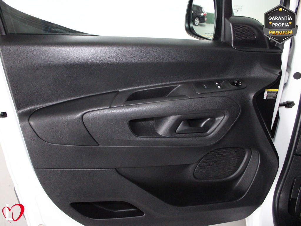 PEUGEOT PARTNER PRO LONG 1000kg BlueHDi 100 S&S 5 Vel 3 PLAZAS de segunda mano