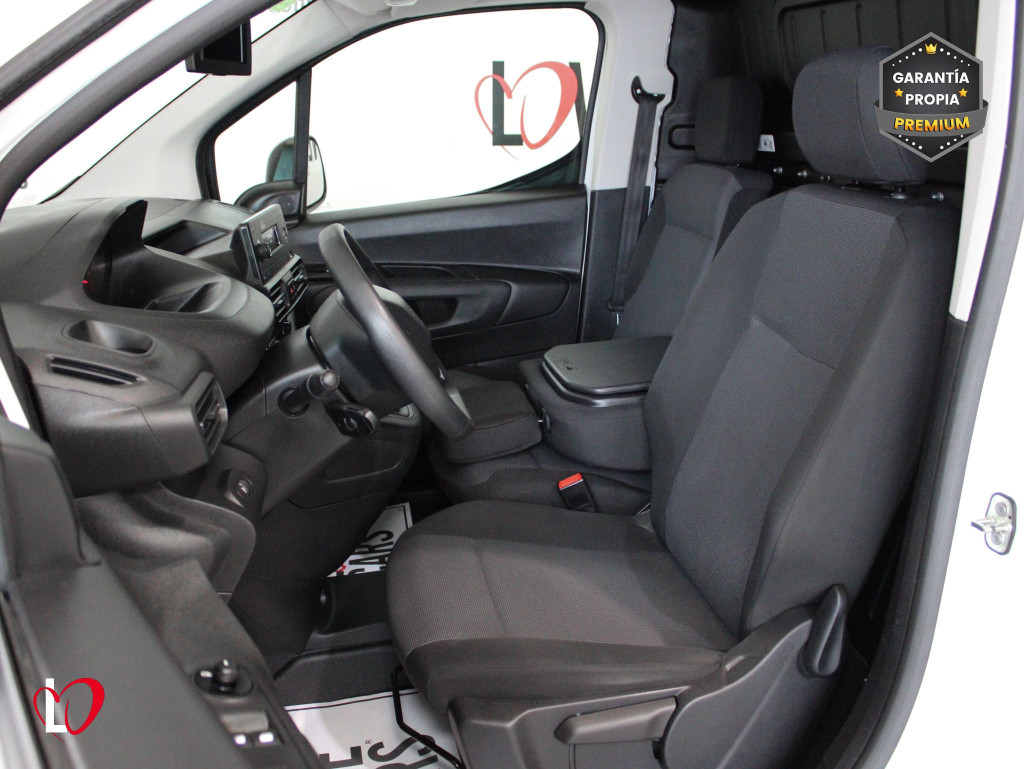 PEUGEOT PARTNER PRO LONG 1000kg BlueHDi 100 S&S 5 Vel. 3 PLAZAS de segunda mano