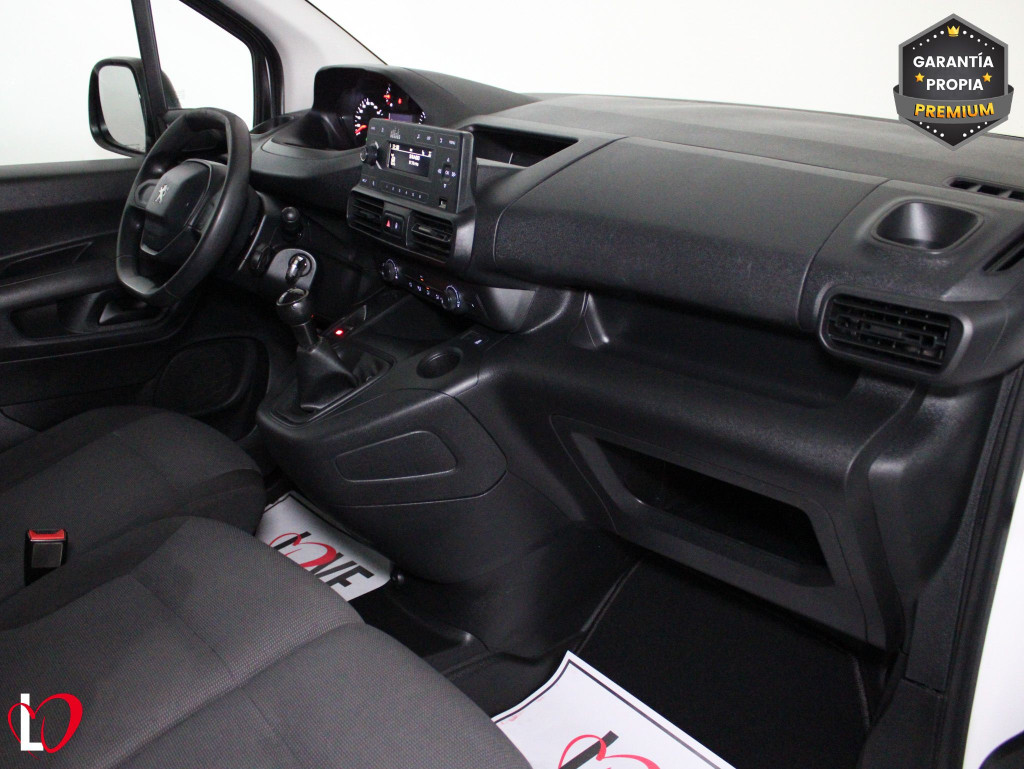 PEUGEOT PARTNER PRO LONG 1000kg BlueHDi 100 S&S 5 Vel 3 PLAZAS de segunda mano