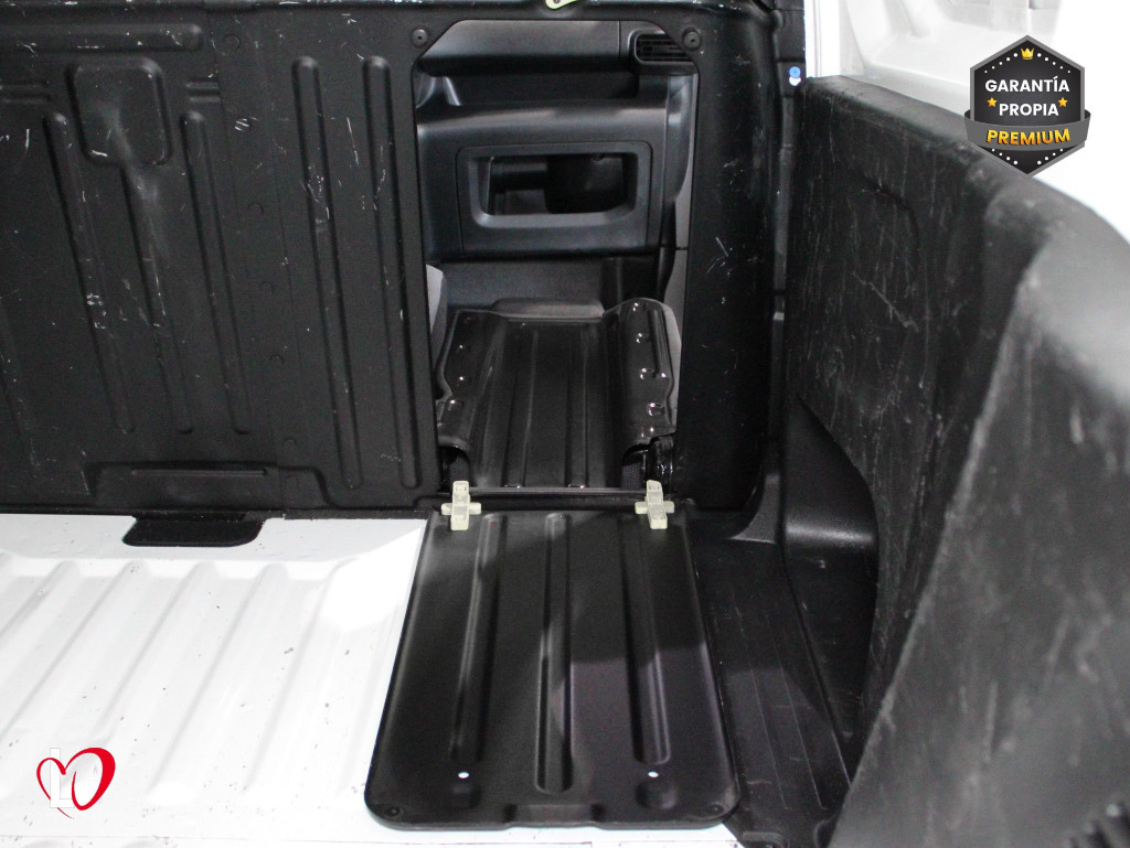 PEUGEOT PARTNER PRO STANDARD 600kg BlueHDi 100 S&S 5 Vel. 3 PLAZAS de segunda mano
