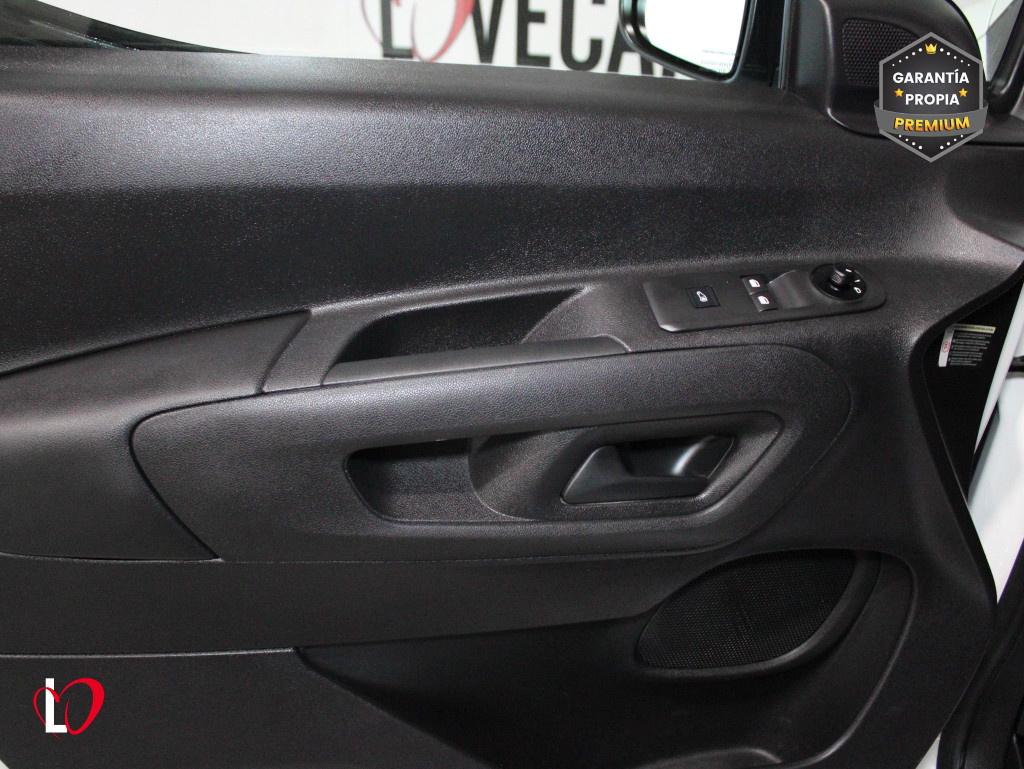 PEUGEOT PARTNER PRO STANDARD 600kg BlueHDi 100 S&S 5 Vel. 3 PLAZAS de segunda mano