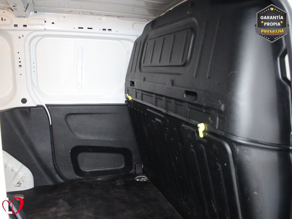 PEUGEOT PARTNER PRO STANDARD 600kg BlueHDi 100 S&S 6 Vel. 3 PLAZAS de segunda mano