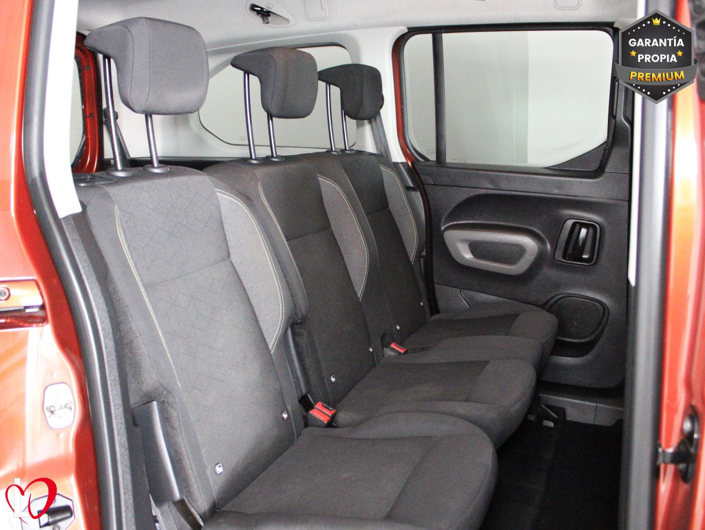 PEUGEOT RIFTER ACTIVE BlueHDi 100 S&S 5 Vel. MAN Long 7 PLAZAS de segunda mano