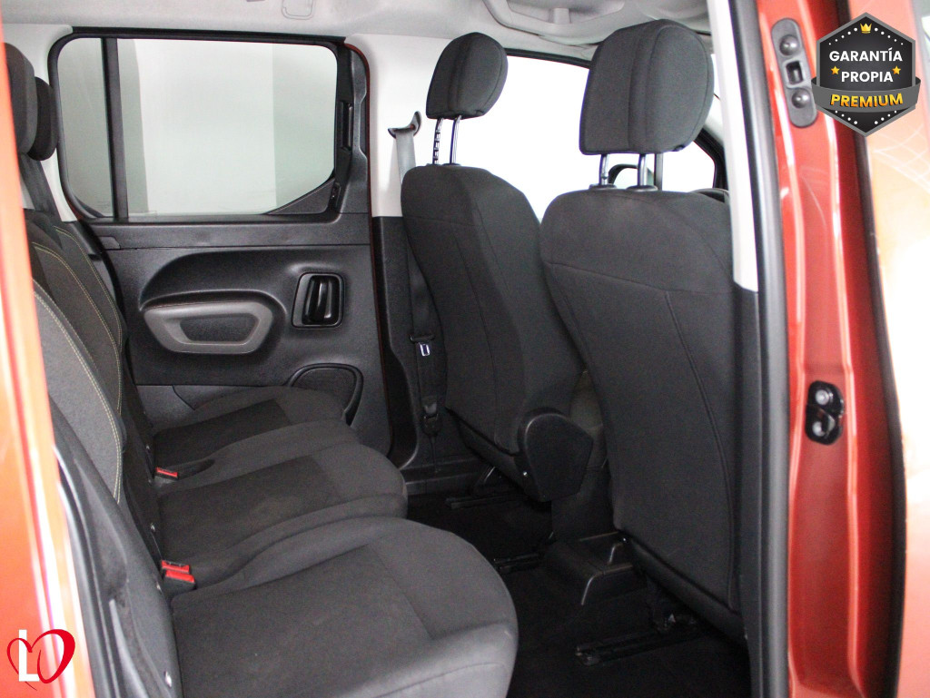PEUGEOT RIFTER ACTIVE BlueHDi 100 S&S 5 Vel. MAN Long 7 PLAZAS de segunda mano