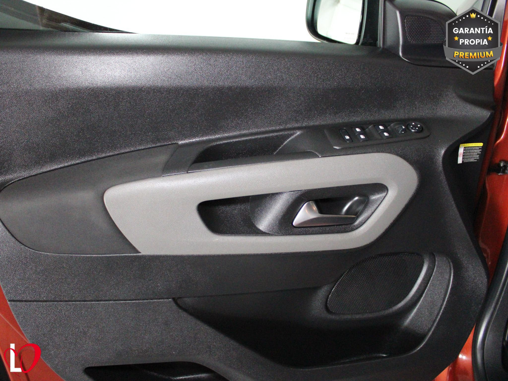 PEUGEOT RIFTER ACTIVE BlueHDi 100 S&S 5 Vel. MAN Long 7 PLAZAS de segunda mano