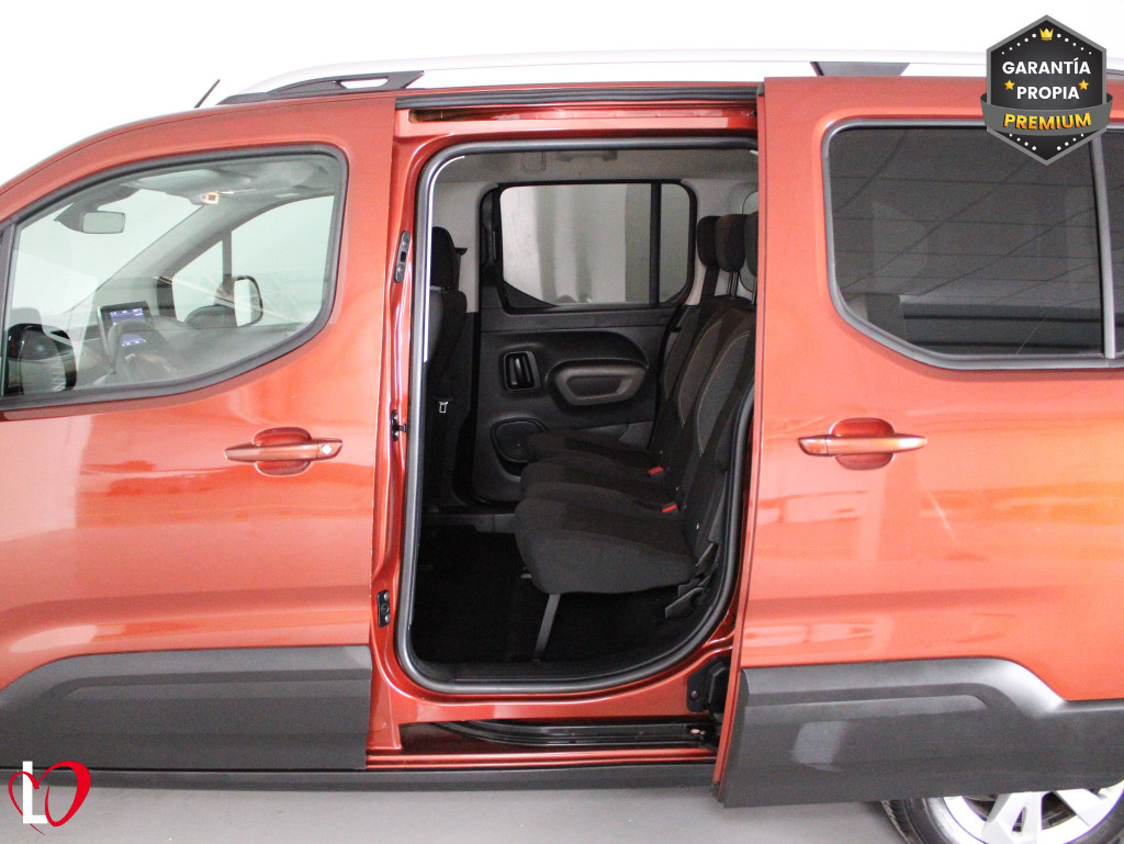 PEUGEOT RIFTER ACTIVE BlueHDi 100 S&S 5 Vel. MAN Long 7 PLAZAS de segunda mano
