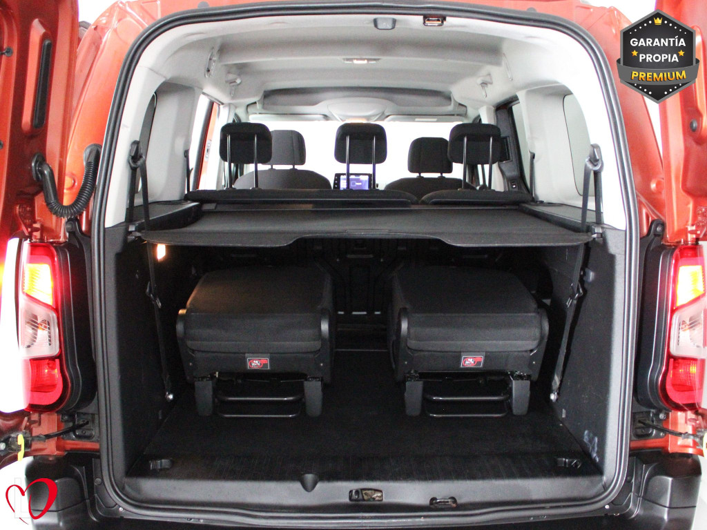 PEUGEOT RIFTER ACTIVE BlueHDi 100 S&S 5 Vel. MAN Long 7 PLAZAS de segunda mano