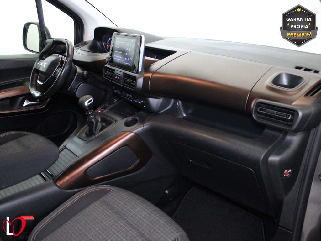 PEUGEOT RIFTER GT BlueHDi 130 S&S 6 Vel. MAN 7 plazas Long de segunda mano