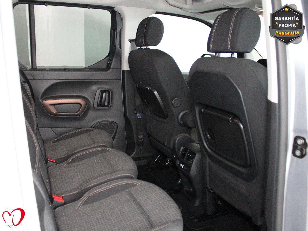 PEUGEOT RIFTER GT Line BlueHDi 130 S&S EAT8 Long 7 PLAZAS de segunda mano