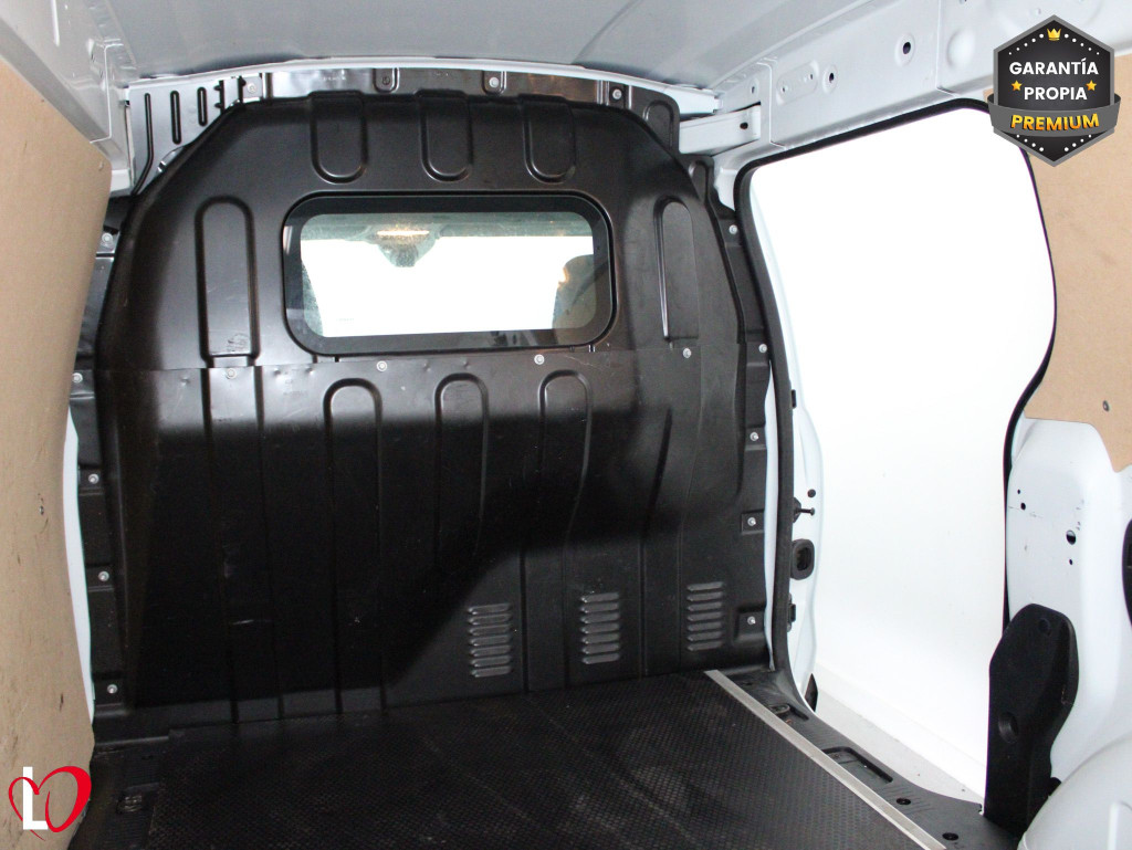 RENAULT EXPRESS 1.5 DCI BLUE FURGÓN 6 VEL 95 de segunda mano