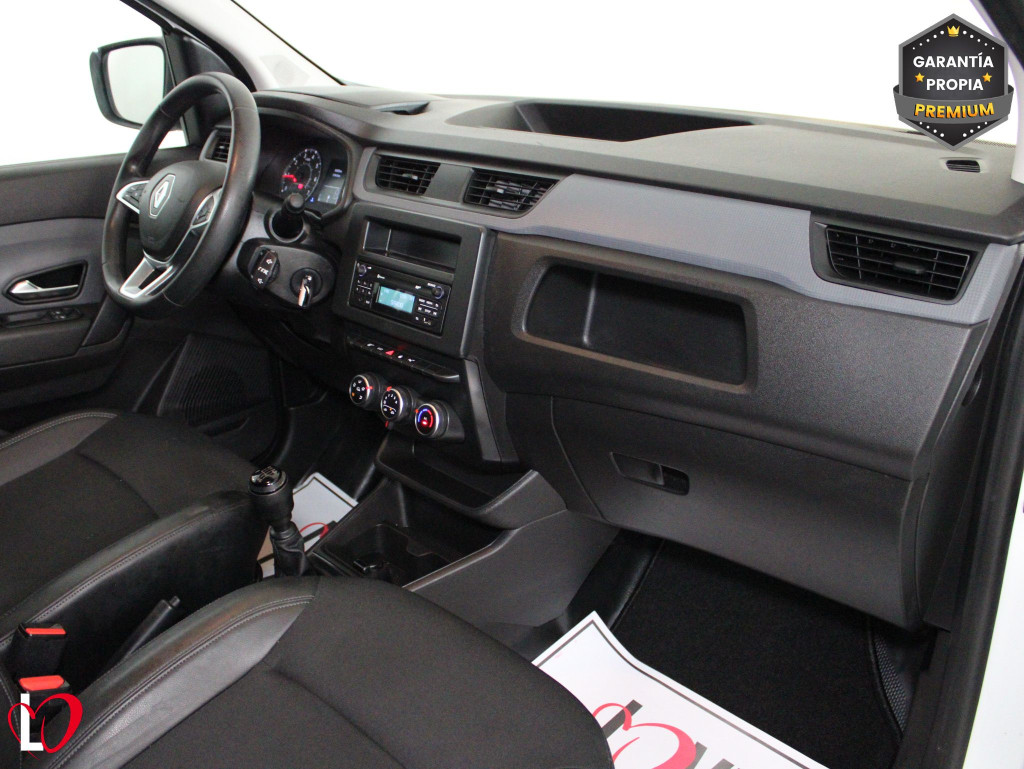 RENAULT EXPRESS 1.5 DCI BLUE FURGÓN 6 VEL 95 de segunda mano