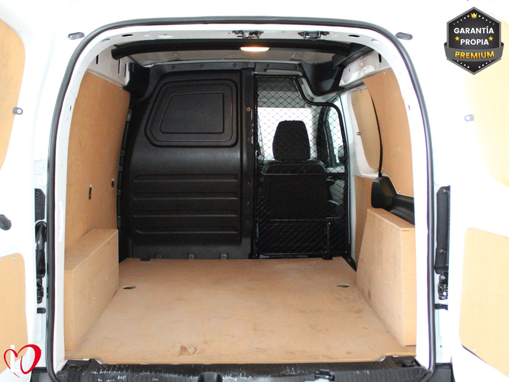 RENAULT EXPRESS 1.5 DCI BLUE FURGÓN CERRADO 6 VEL 95 de segunda mano