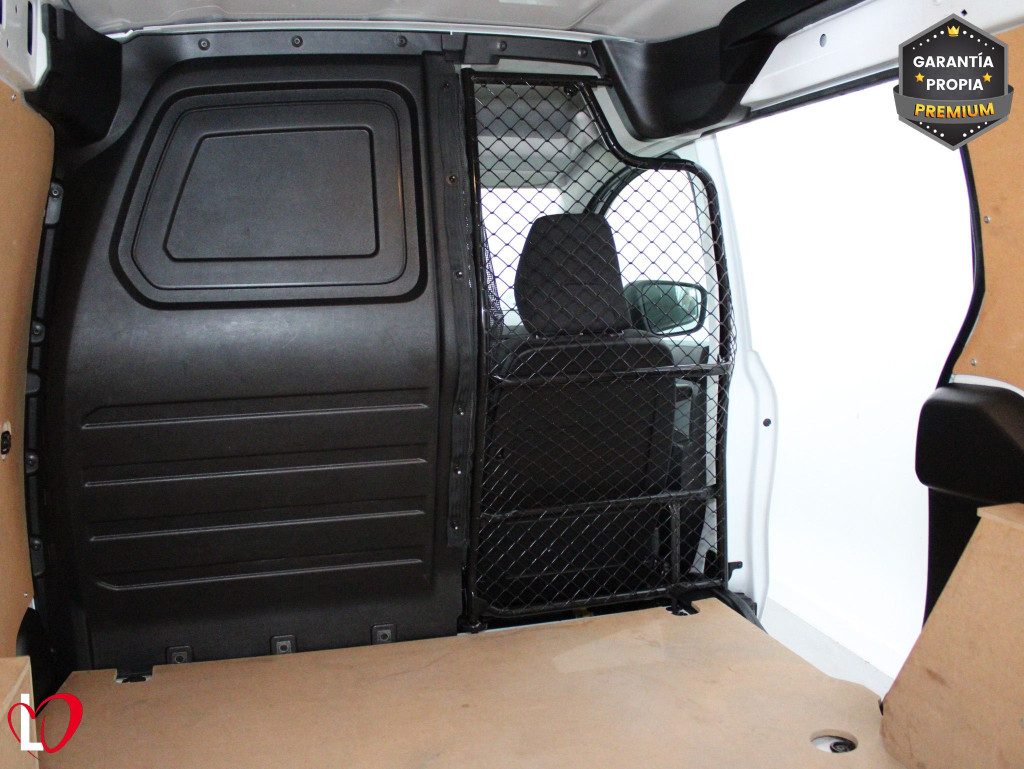 RENAULT EXPRESS 1.5 DCI BLUE FURGÓN CERRADO 6 VEL 95 de segunda mano