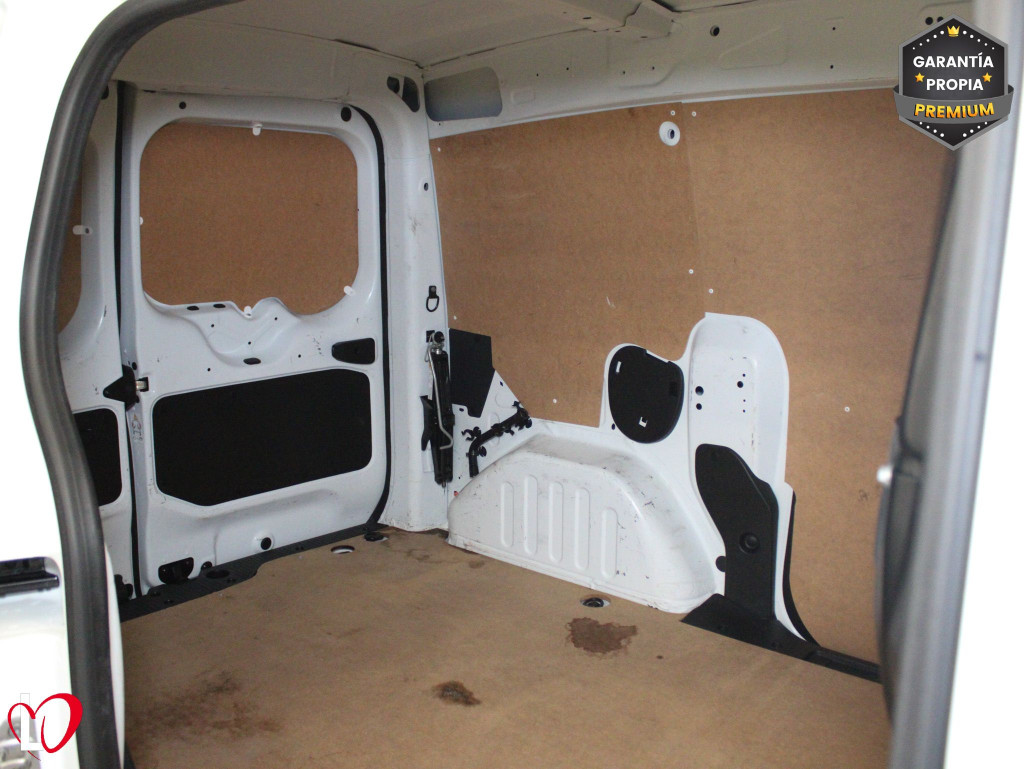 RENAULT EXPRESS 1.5 DCI FURGÓN CONFORT 6 VEL 95 de segunda mano