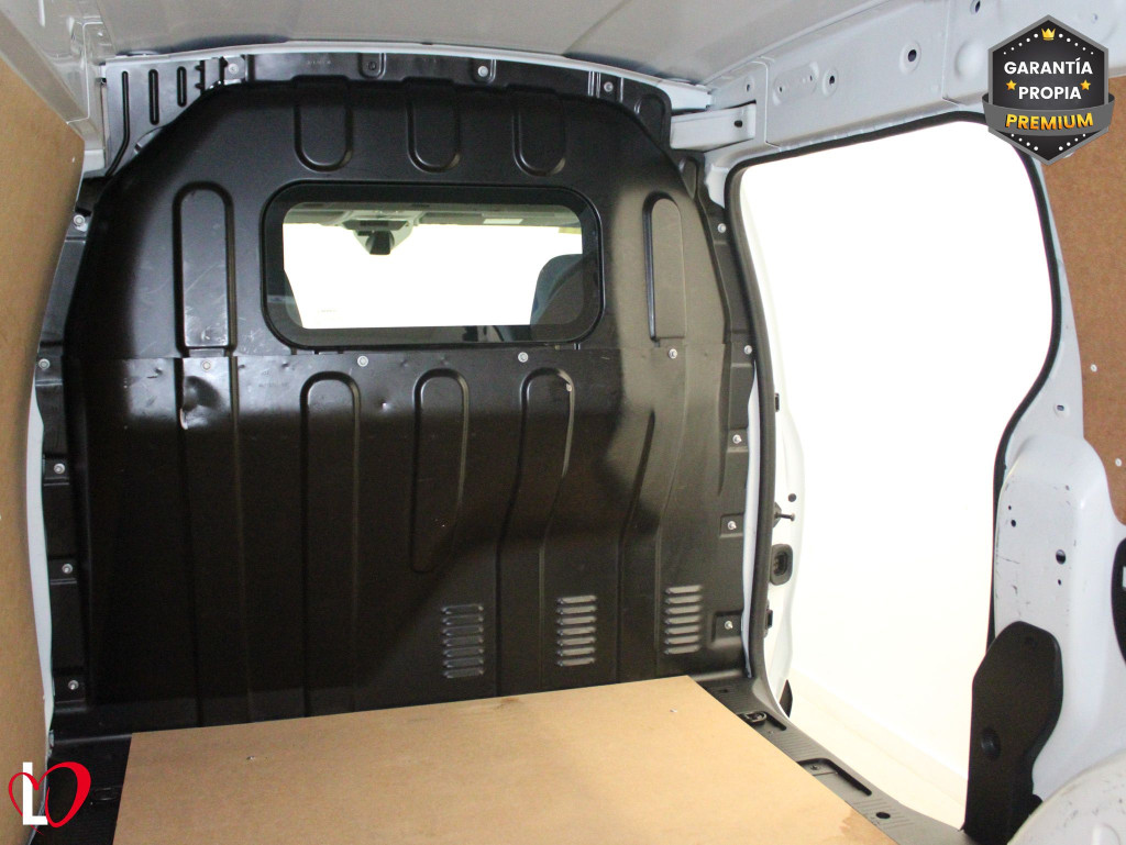 RENAULT EXPRESS 1.5 DCI FURGÓN CONFORT 6 VEL 95 de segunda mano