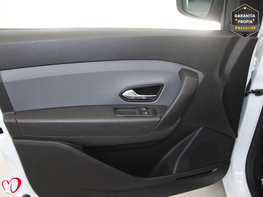 RENAULT EXPRESS 1.5 DCI FURGÓN CONFORT 6 VEL 95 de segunda mano