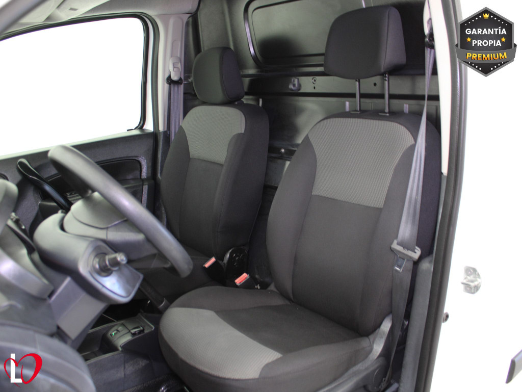 RENAULT KANGOO 1.5 DCI BLUE FURGÓN MAXI 6 VEL 95 de segunda mano
