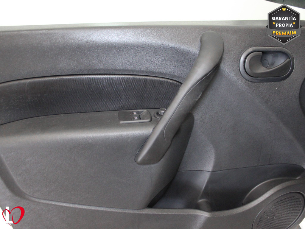 RENAULT KANGOO 1.5 DCI BLUE FURGÓN MAXI 90 de segunda mano