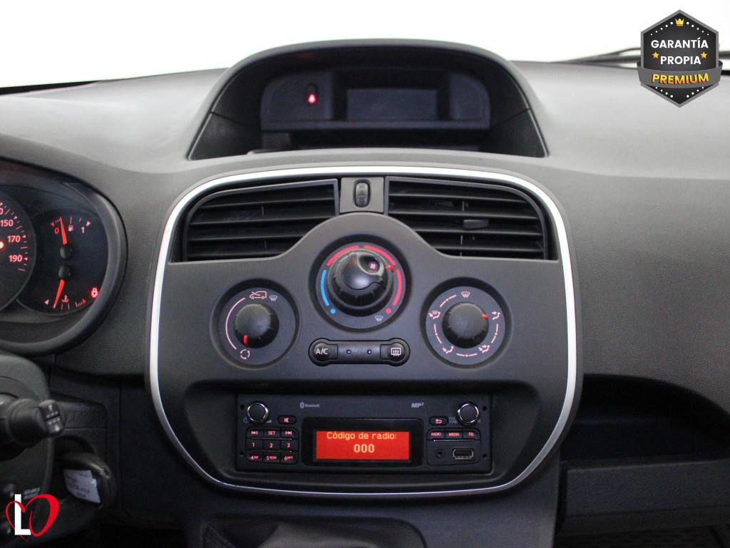 RENAULT KANGOO 1.5 DCI BLUE FURGÓN MAXI 90 de segunda mano