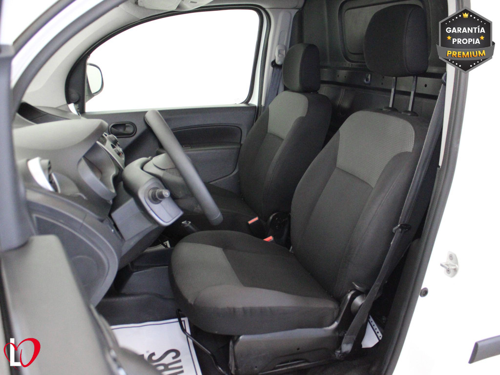 RENAULT KANGOO 1.5 DCI BLUE FURGÓN MAXI 90 de segunda mano