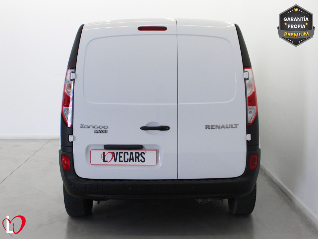 RENAULT KANGOO 1.5 DCI BLUE FURGÓN MAXI 90 de segunda mano