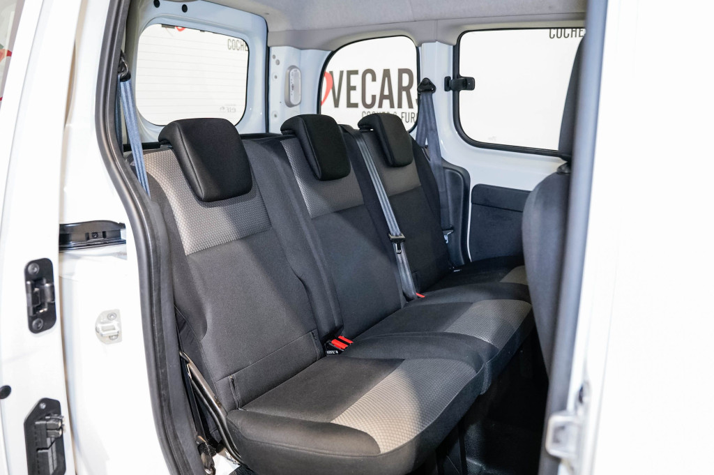 RENAULT KANGOO 1.5 DCI COMBI 5 PLAZAS 75 de segunda mano