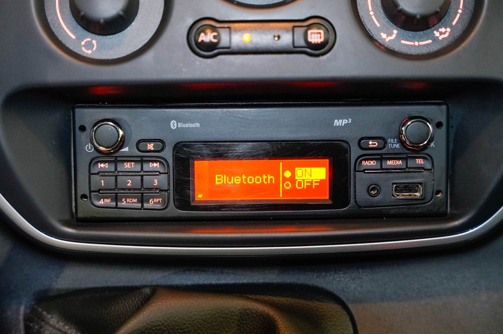 RENAULT KANGOO 1.5 DCI COMBI 5 PLAZAS 75 de segunda mano