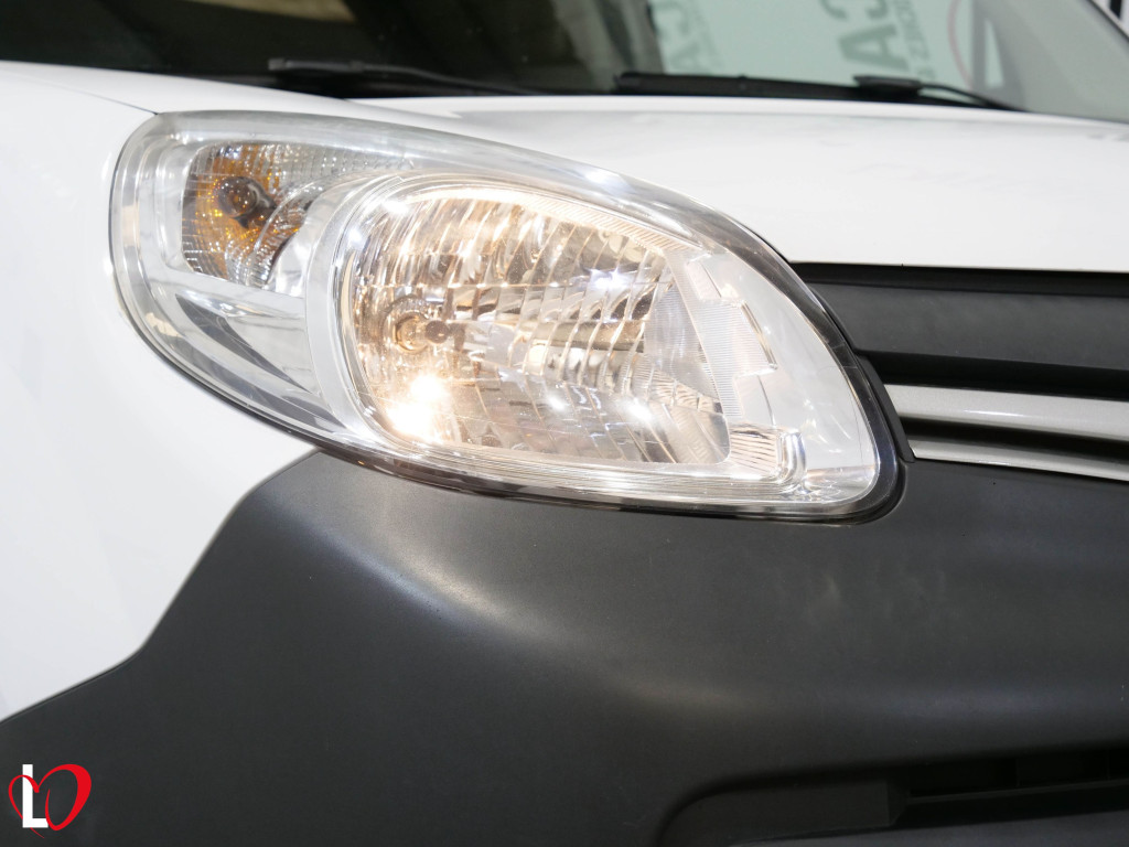 RENAULT KANGOO 1.5 DCI FURGON 110 de segunda mano