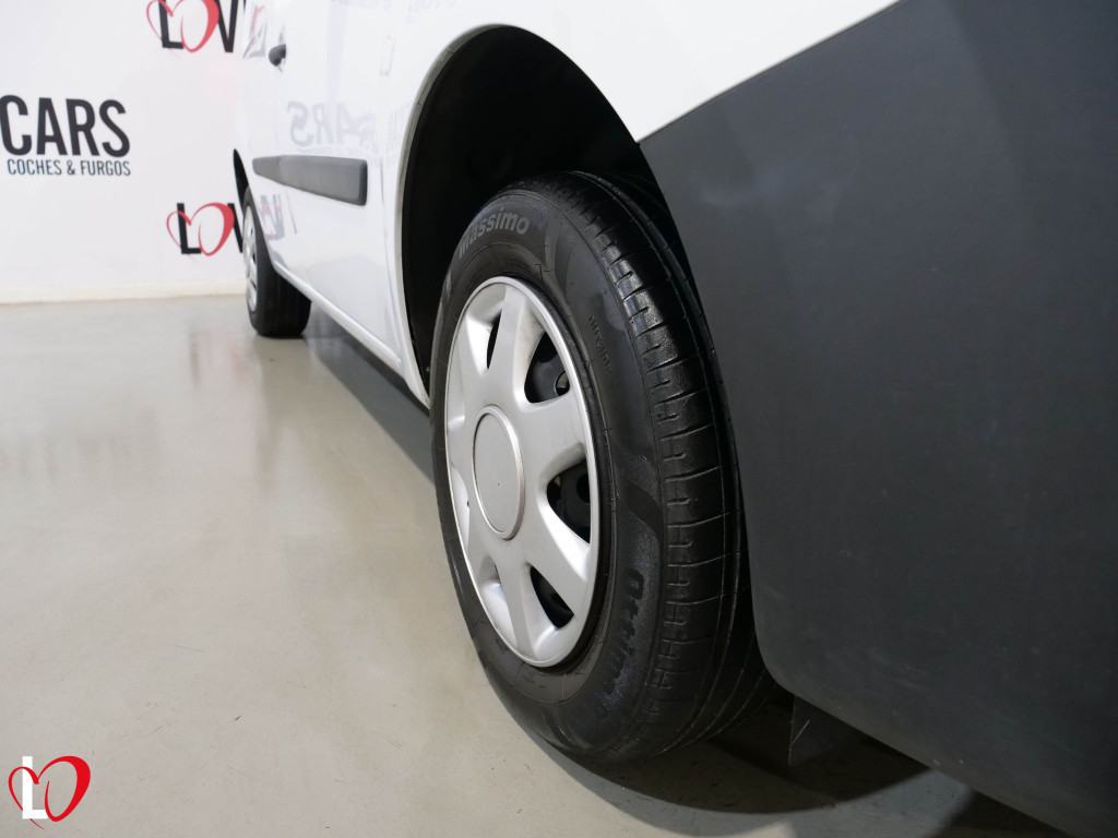 RENAULT KANGOO 1.5 DCI FURGON 110 de segunda mano