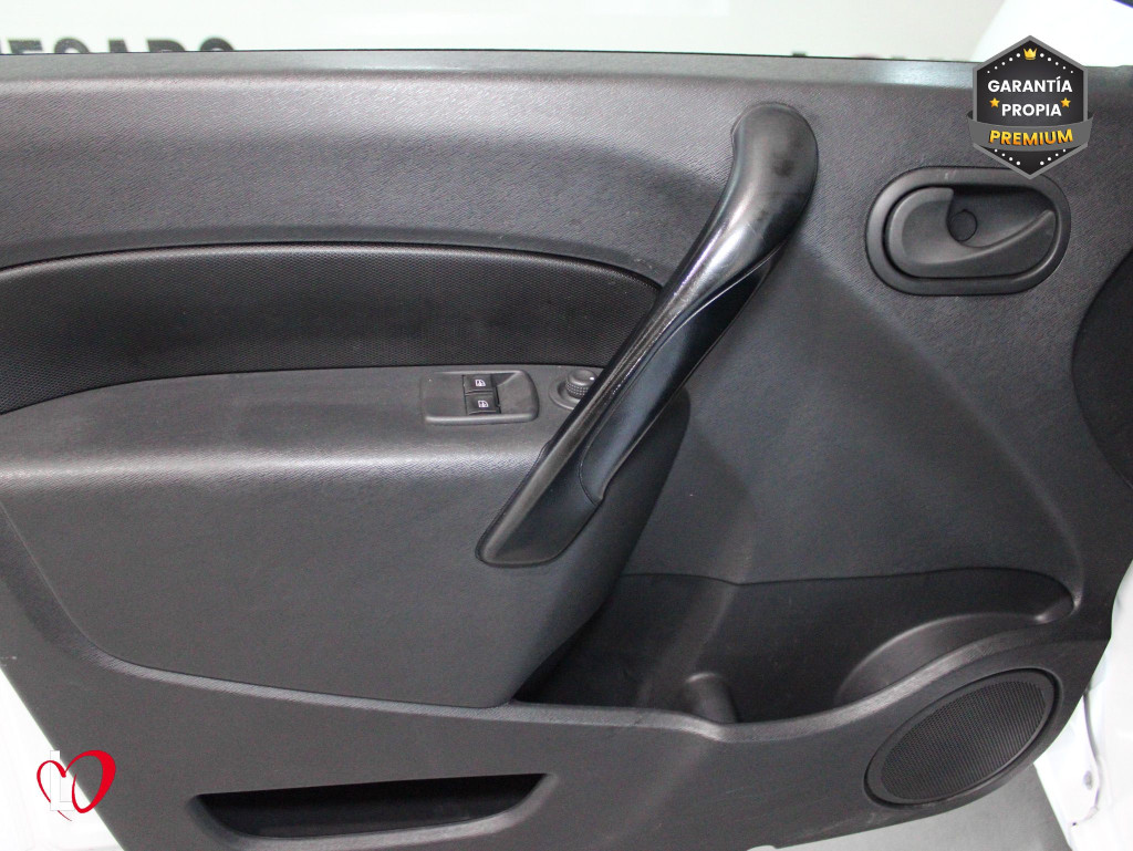 RENAULT KANGOO 1.5 DCI FURGON 3 PLAZAS 95 de segunda mano